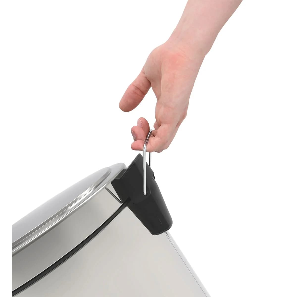 Basurero con pedal Tramontina Brasil de acero inoxidable 30 L — imagen 3 de 8