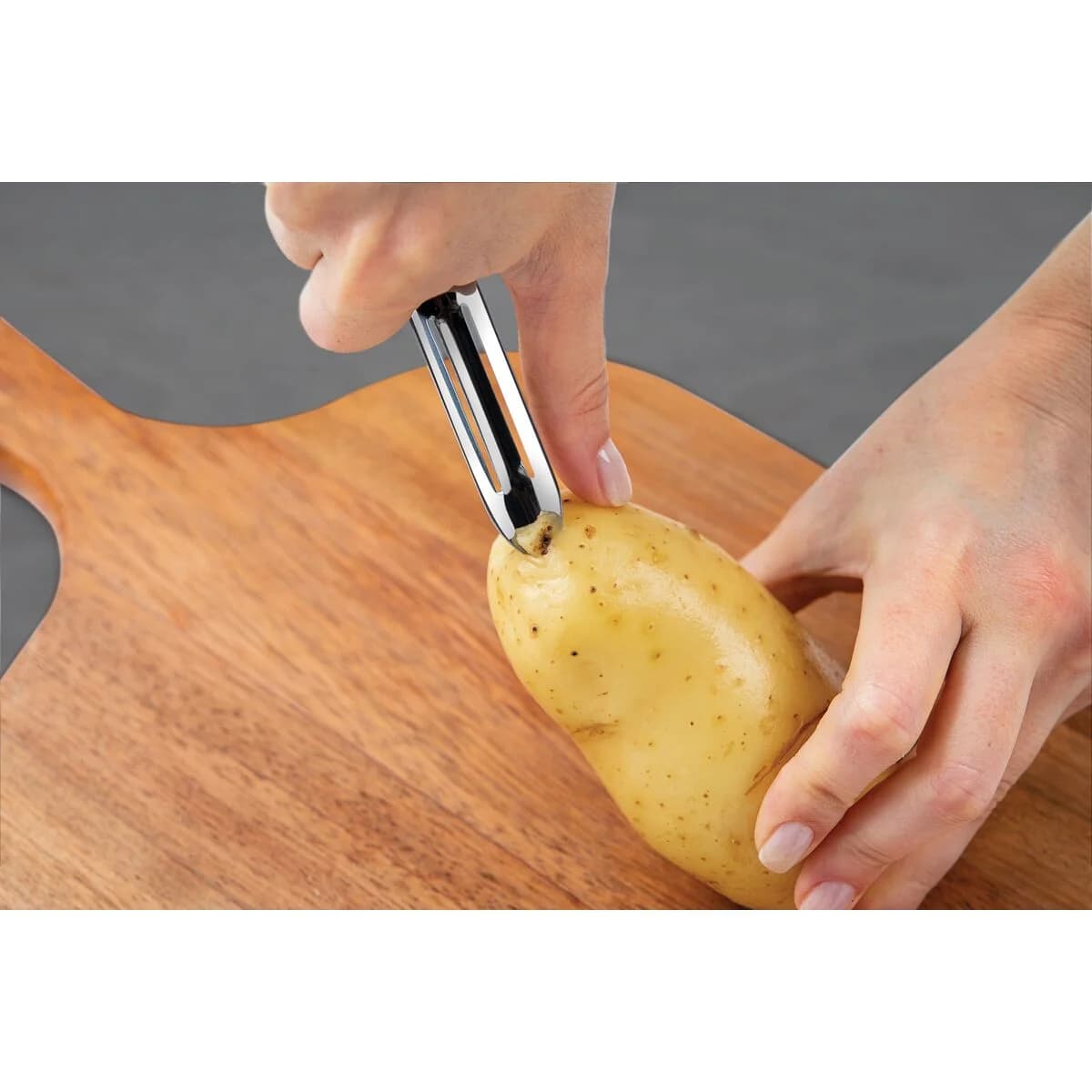 Pelador de papas Tramontina Marffim de acero inoxidable 19.4 cm — imagen 4 de 5