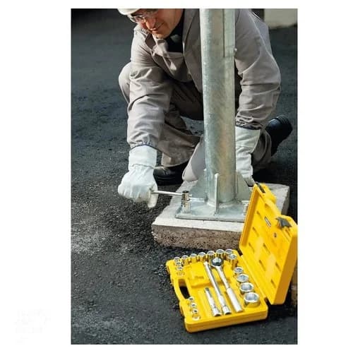 Dado estriado de acero cromo vanadio Tramontina Master 24 mm encastre 1/2 pulgada — imagen 2 de 3