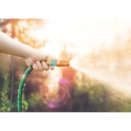 Manguera para jardín con boquilla y soporte Tramontina Flex 20 m — imagen 5 de 9