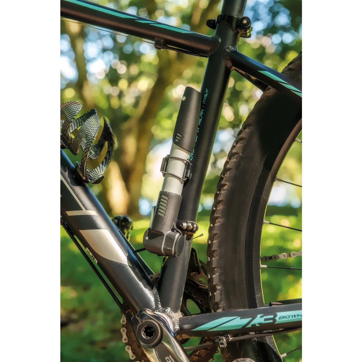 Inflador De Bicicleta Manual Tramontina 90 Psi Doble Valvula — imagen 5 de 5