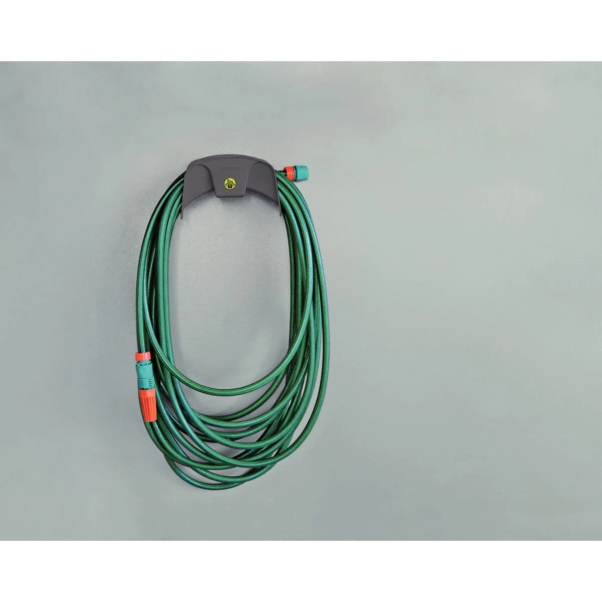 Soporte De Pared Plastico Fijo Para Manguera Tramontina — imagen 2 de 3