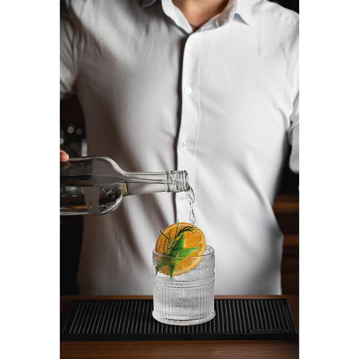 Alfombra De Cocteleria Barman Tramontina Pvc 15 Cm X 30 Cm — imagen 6 de 6