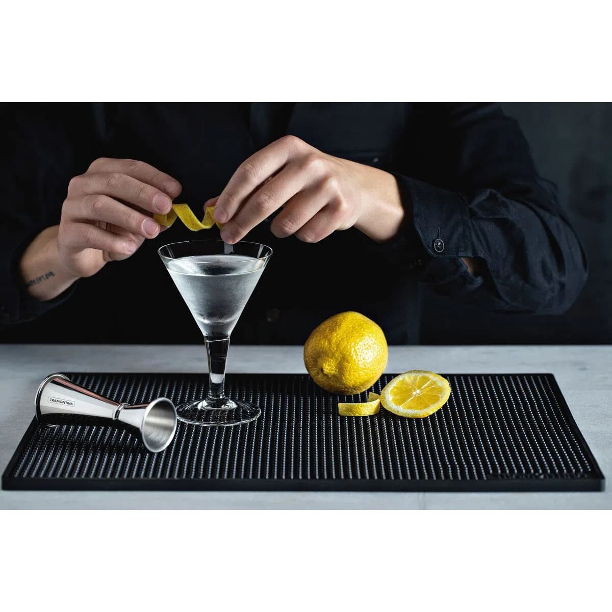 Alfombra De Cocteleria Barman Tramontina Pvc 45 Cm X 30 Cm — imagen 4 de 5