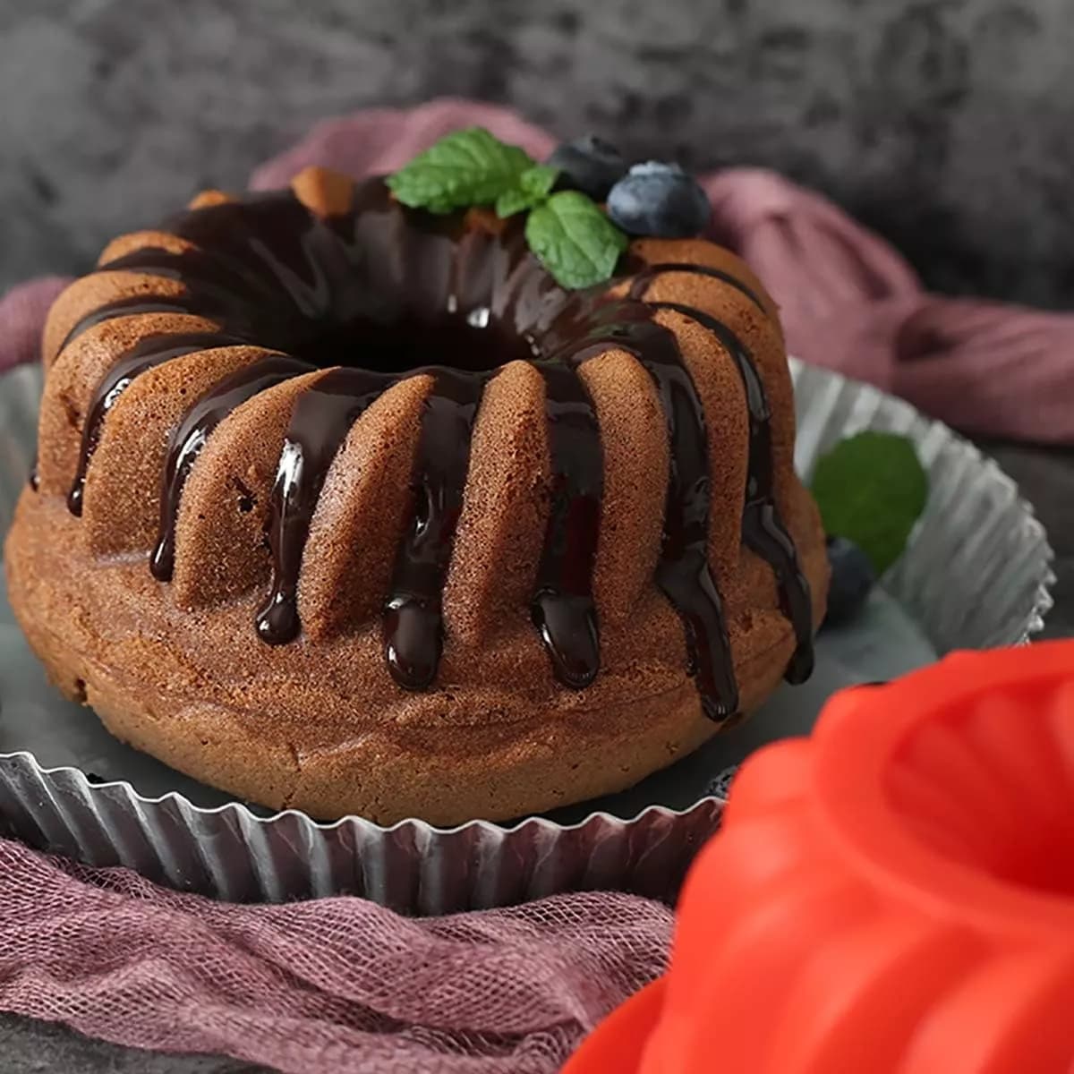 Molde De Silicona Tubo Para Flan Torta Budín 23 X 10 Cm — imagen 3 de 7
