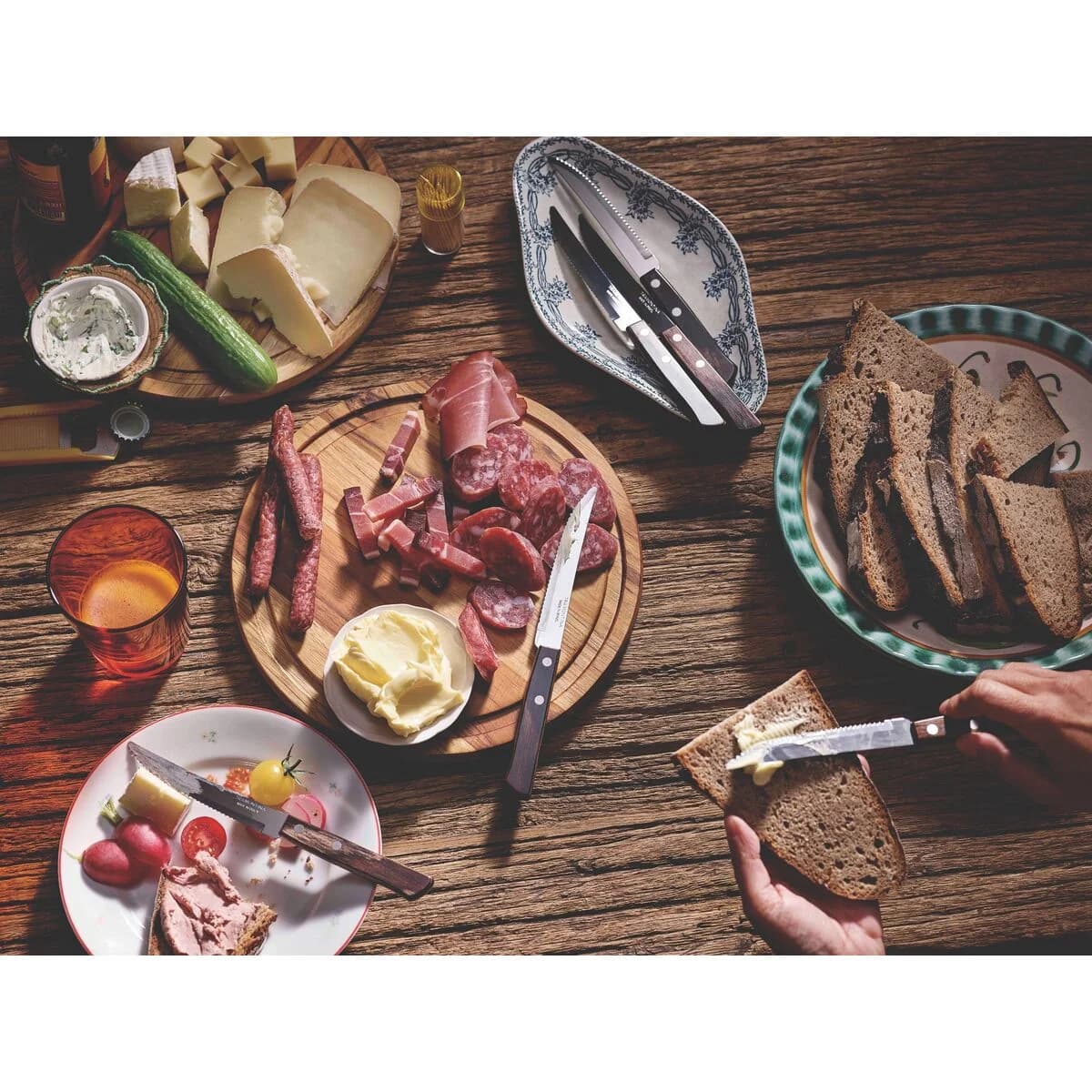 Plato Para Asado Tramontina 26 Cm Madera Teca — imagen 3 de 6