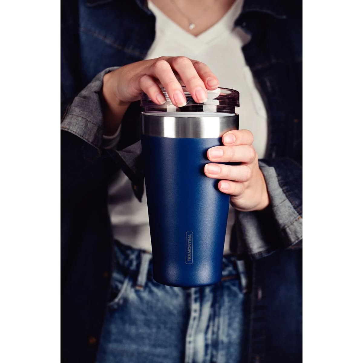 Vaso Termico Tramontina Exata Acero Inoxidable Azul 550 ml — imagen 4 de 8
