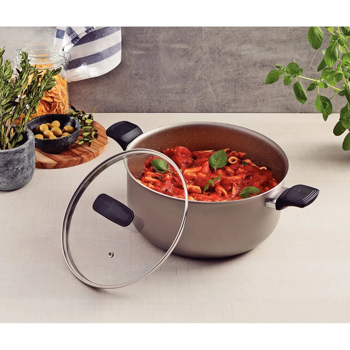 Cacerola Olla Tramontina Milazzo Antiadher 24 Cm 4,9 Litros — imagen 7 de 7