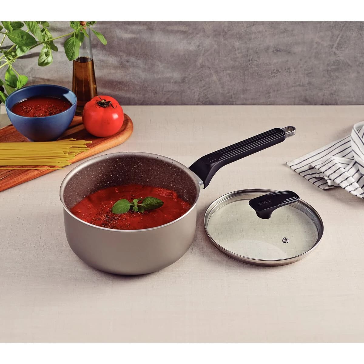Cacerola Olla Tramontina Milazzo Antiadher 20 Cm 2,9 Litros — imagen 5 de 7