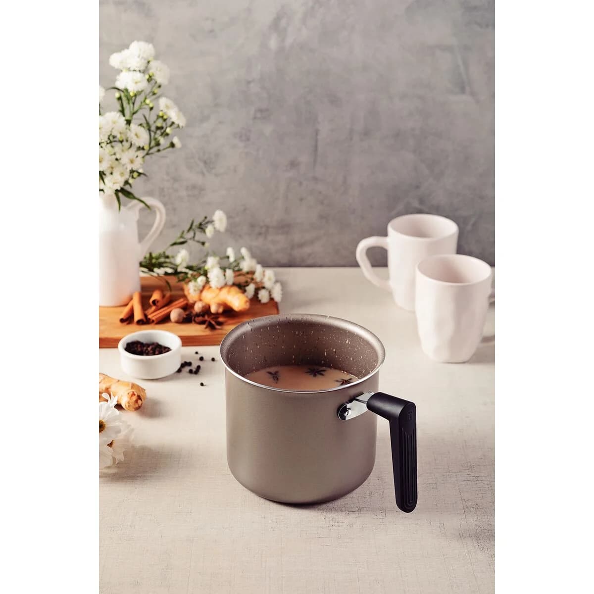 Hervidor Tramontina Milazzo Antiadherente 14 Cm 1,9 Litros — imagen 5 de 6