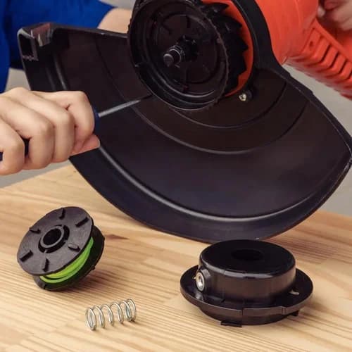 Kit de repuestos para bordeadora Tramontina con portacarrete y carrete 4 piezas — imagen 4 de 5