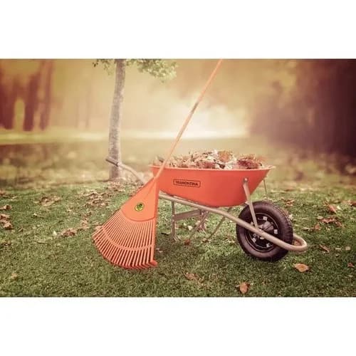 Carretilla con bandeja de plástico Tramontina naranja 55 L con rueda neumática — imagen 9 de 9