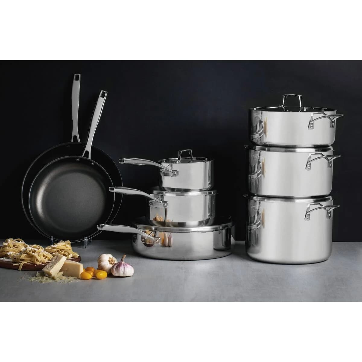 Cacerola Honda Tramontina Grano Triple Fondo 24 cm 5,8 L Acero Inoxidable con Tapa — Apta Inducción — imagen 4 de 8