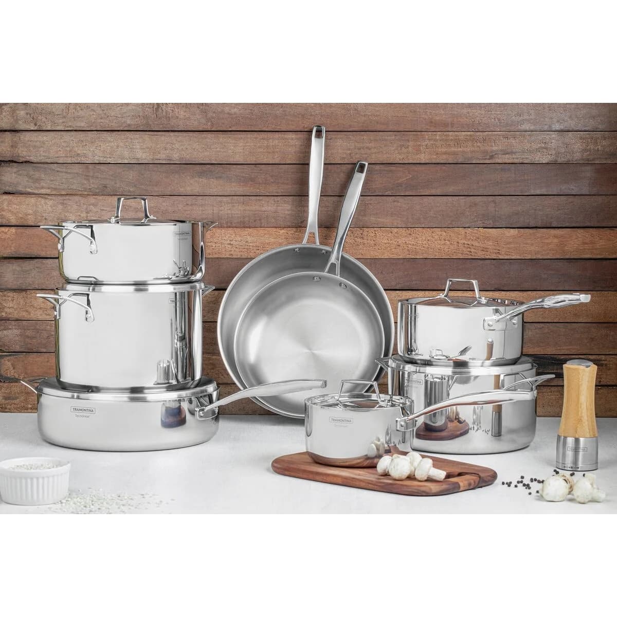 Cacerola Honda Tramontina Grano Triple Fondo 24 cm 5,8 L Acero Inoxidable con Tapa — Apta Inducción — imagen 5 de 8