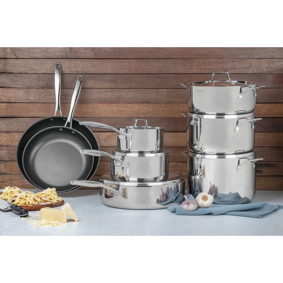 Cacerola Honda Tramontina Grano Triple Fondo 24 cm 5,8 L Acero Inoxidable con Tapa — Apta Inducción — imagen 6 de 8